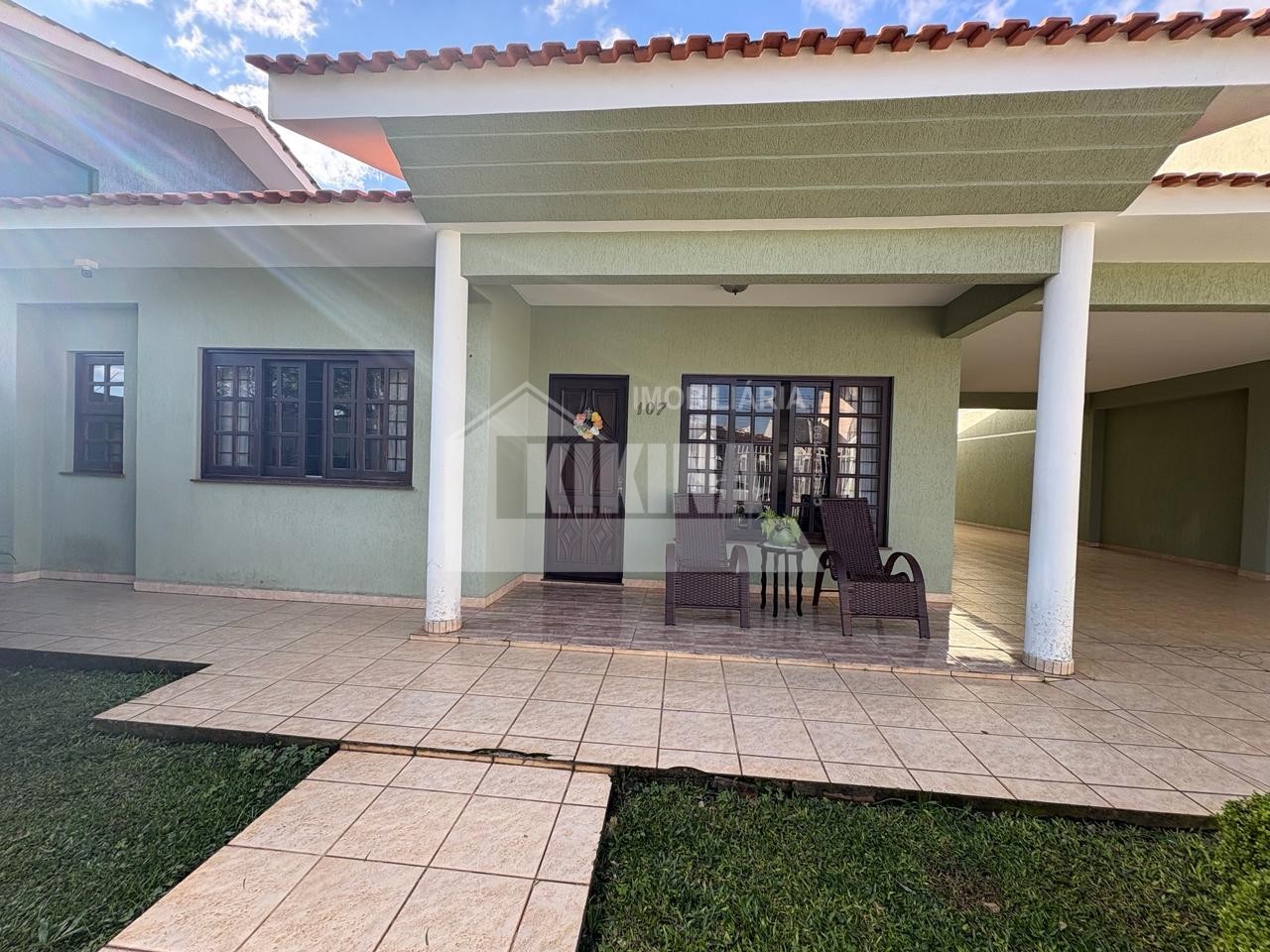 Casa à venda em Orfas, Ponta Grossa — Portal Chave Fácil