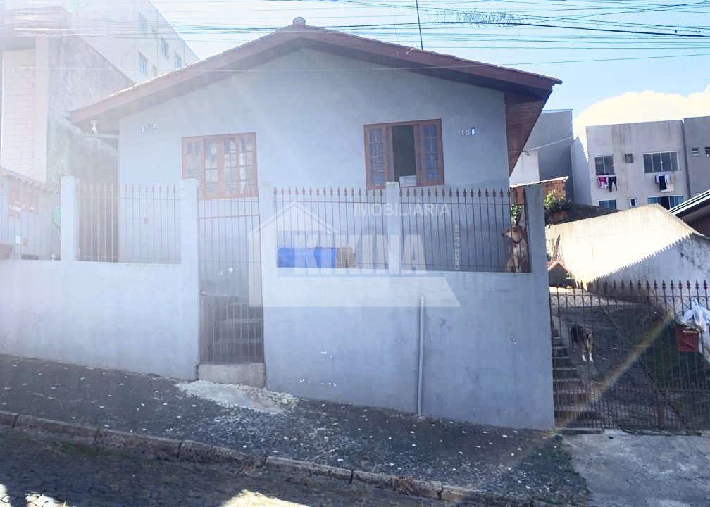 Casa à venda em Olarias, Ponta Grossa — Portal Chave Fácil