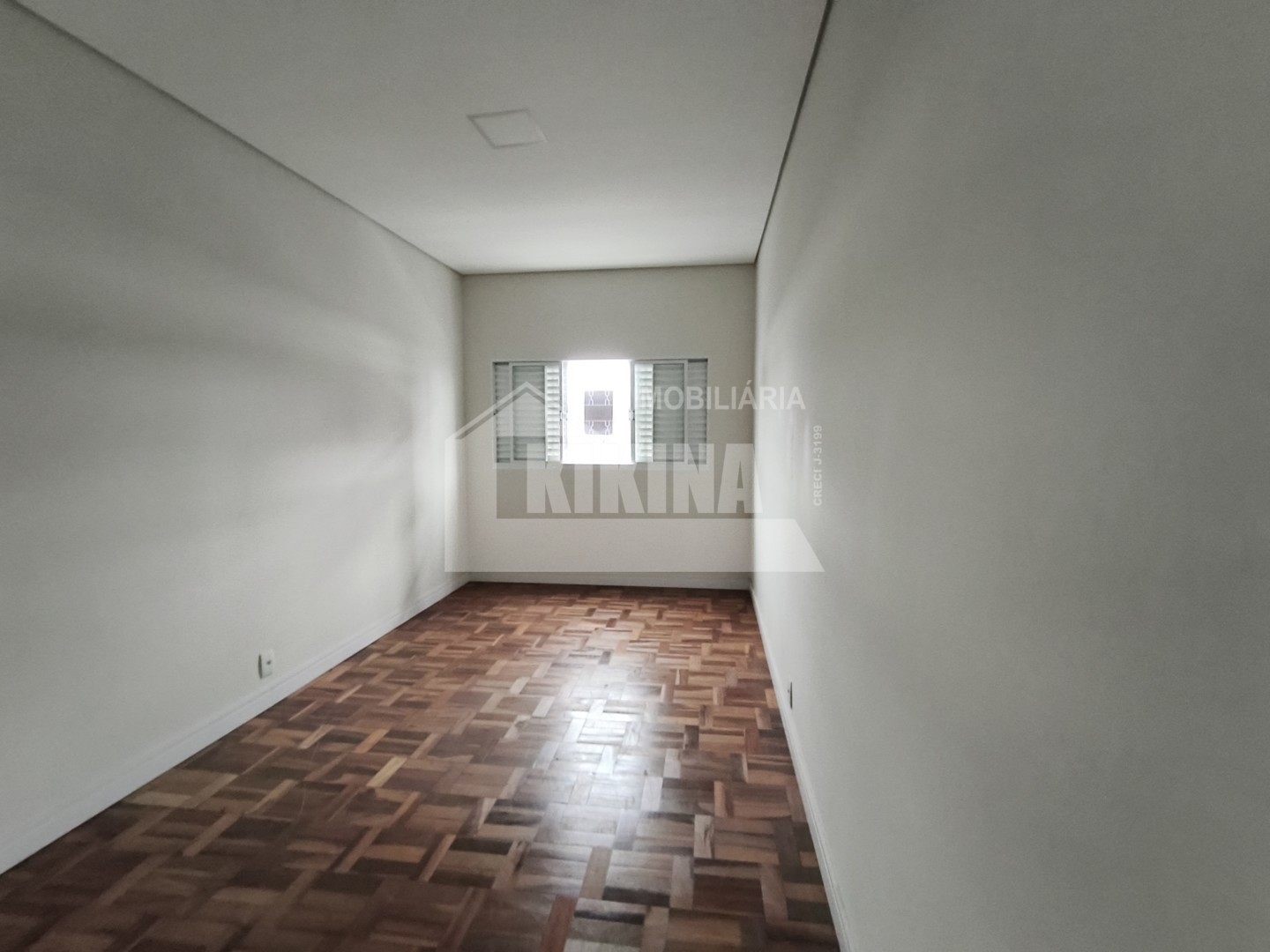 Sobrado à venda em Centro, Ponta Grossa — Portal Chave Fácil