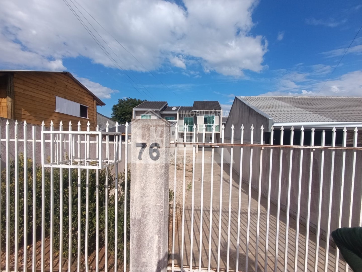 Sobrado para alugar em Uvaranas, Ponta Grossa — Portal Chave Fácil