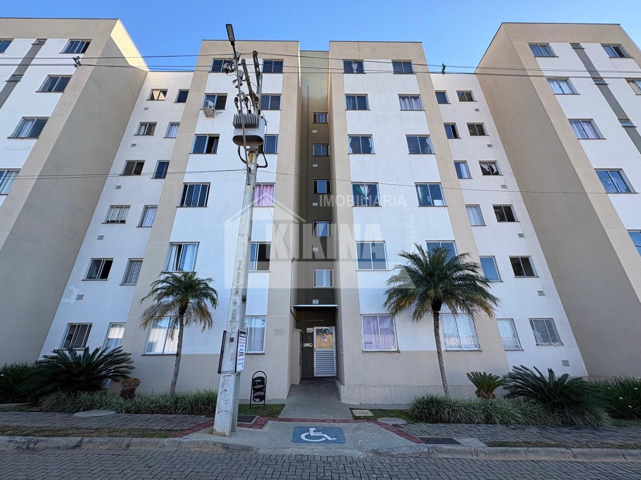 Apartamento à venda em Uvaranas, Ponta Grossa — Portal Chave Fácil