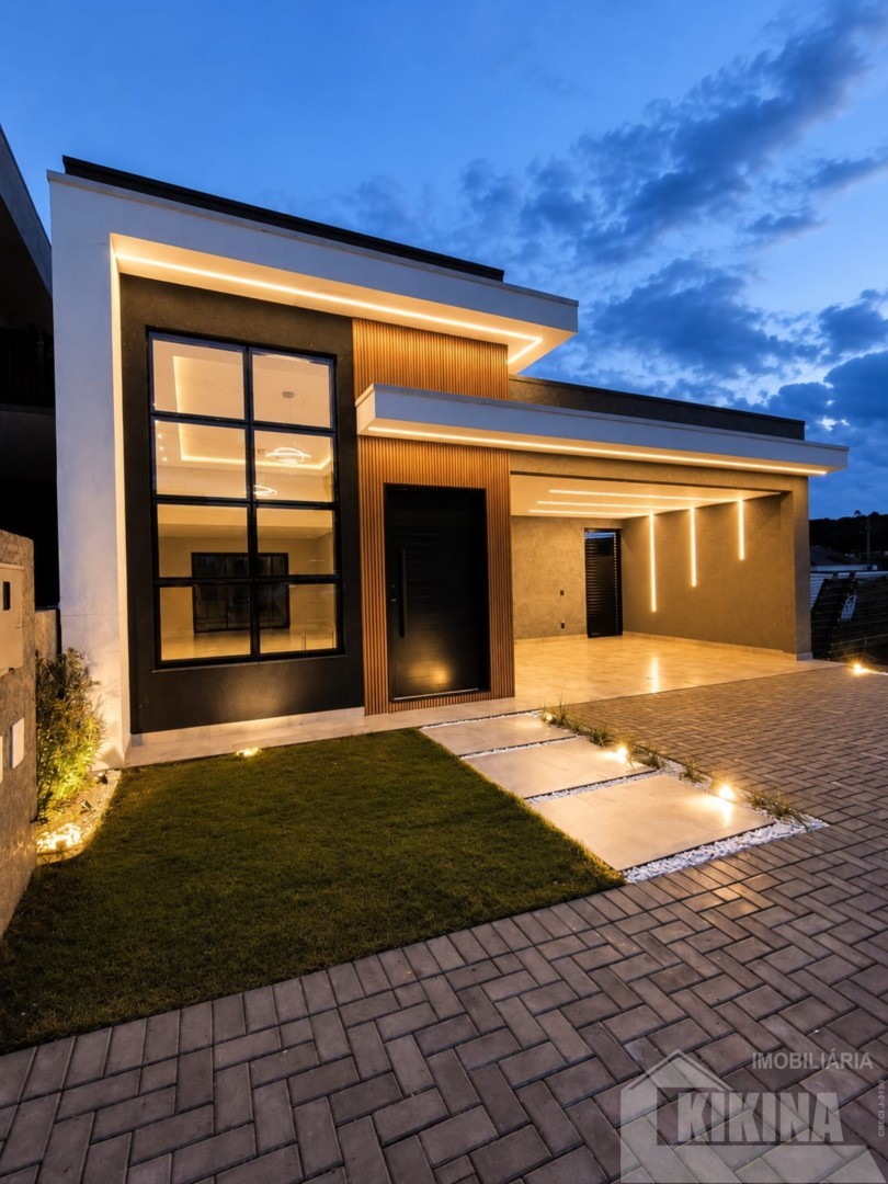 Casa à venda em Contorno, Ponta Grossa — Portal Chave Fácil
