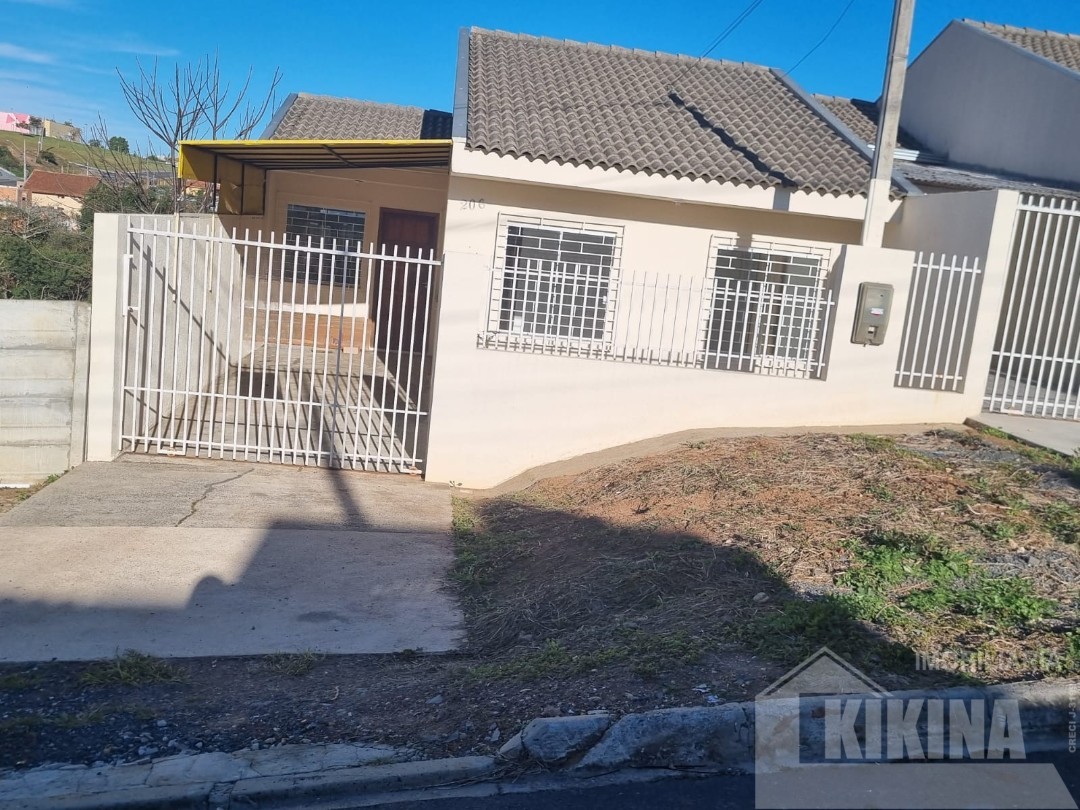 Casa à venda em Uvaranas, Ponta Grossa — Portal Chave Fácil