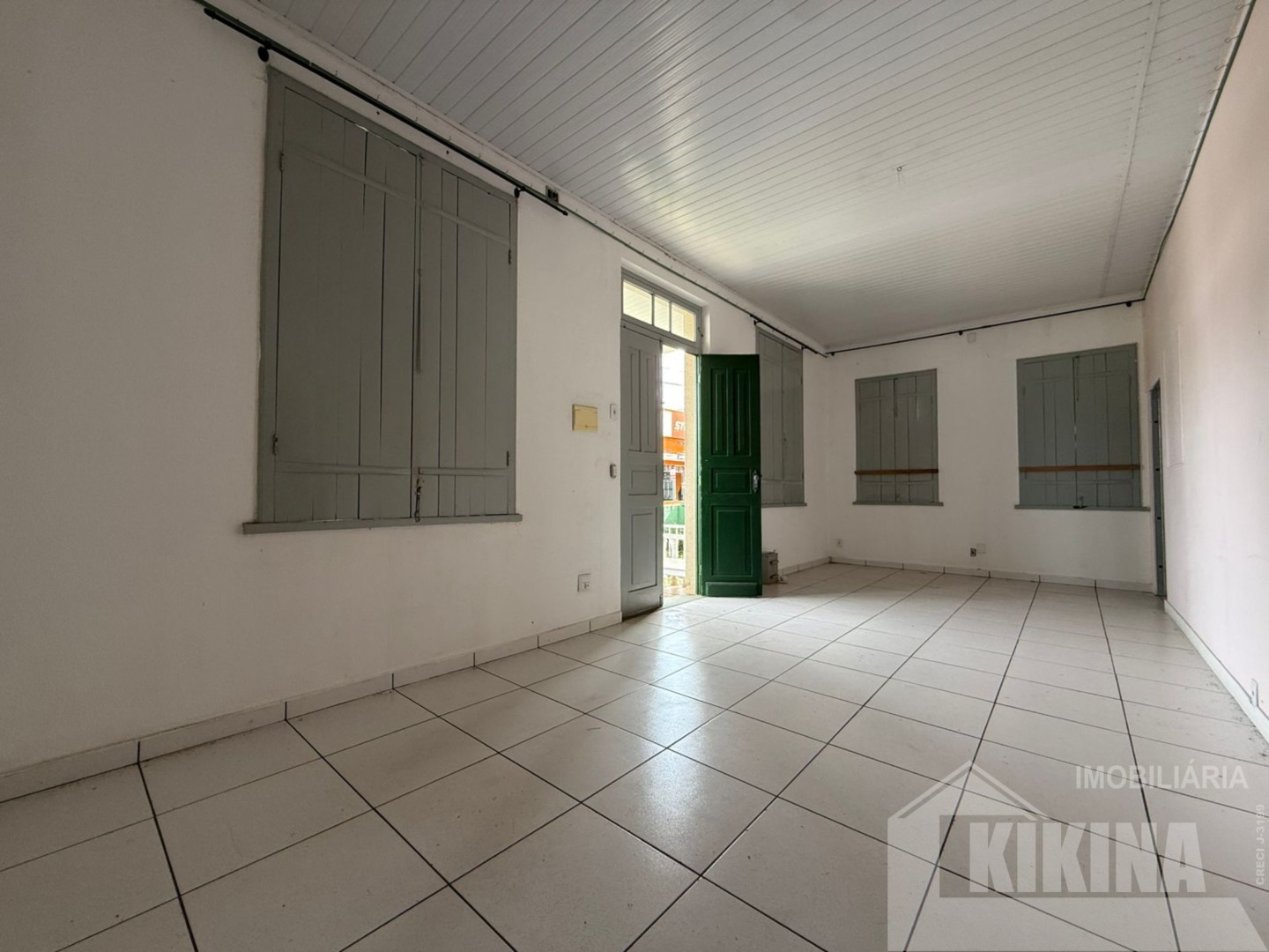 Sala/Conjunto Comercial à venda em Oficinas, Ponta Grossa — Portal Chave Fácil