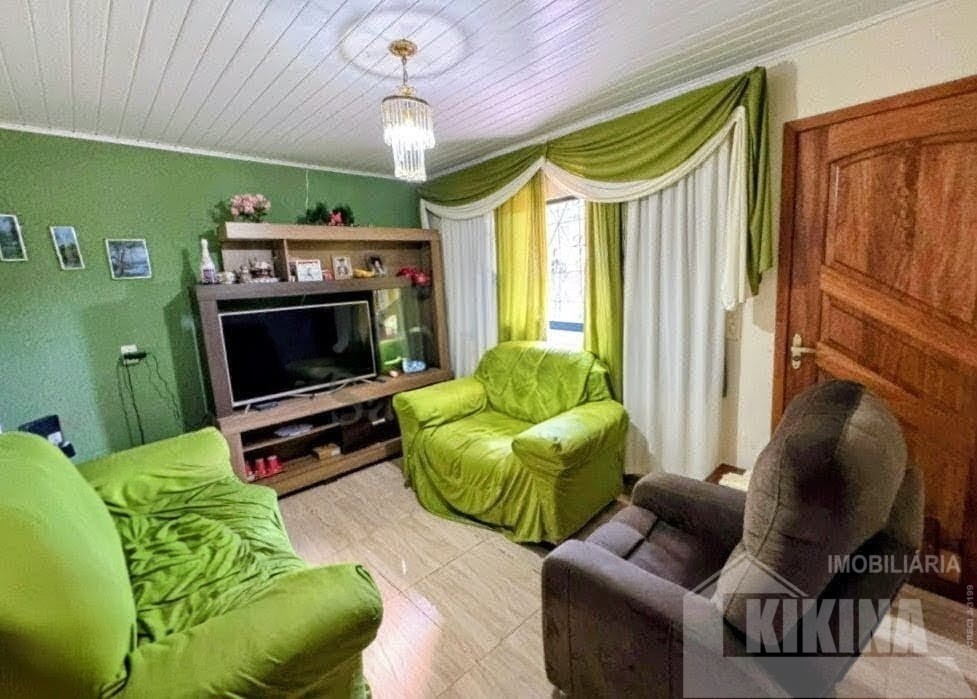 Casa à venda em Uvaranas, Ponta Grossa — Portal Chave Fácil
