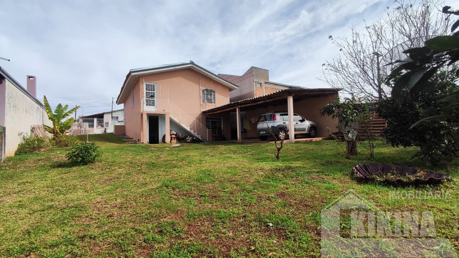 Casa à venda em Uvaranas, Ponta Grossa — Portal Chave Fácil