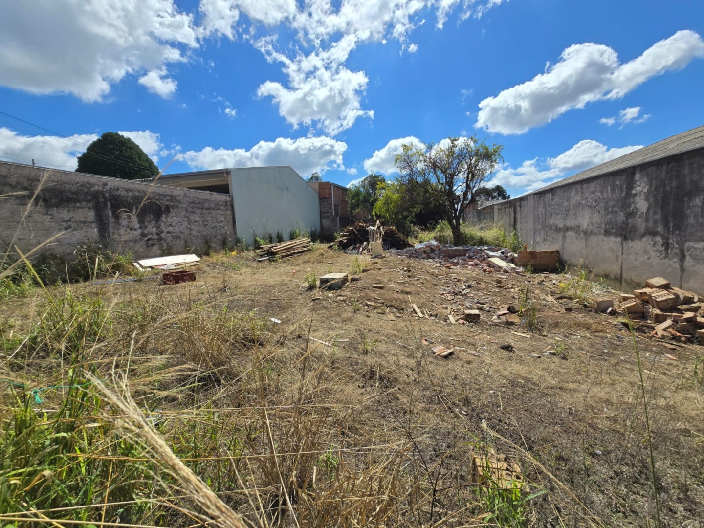 Terreno/Área à venda em Nova Russia, Ponta Grossa — Portal Chave Fácil