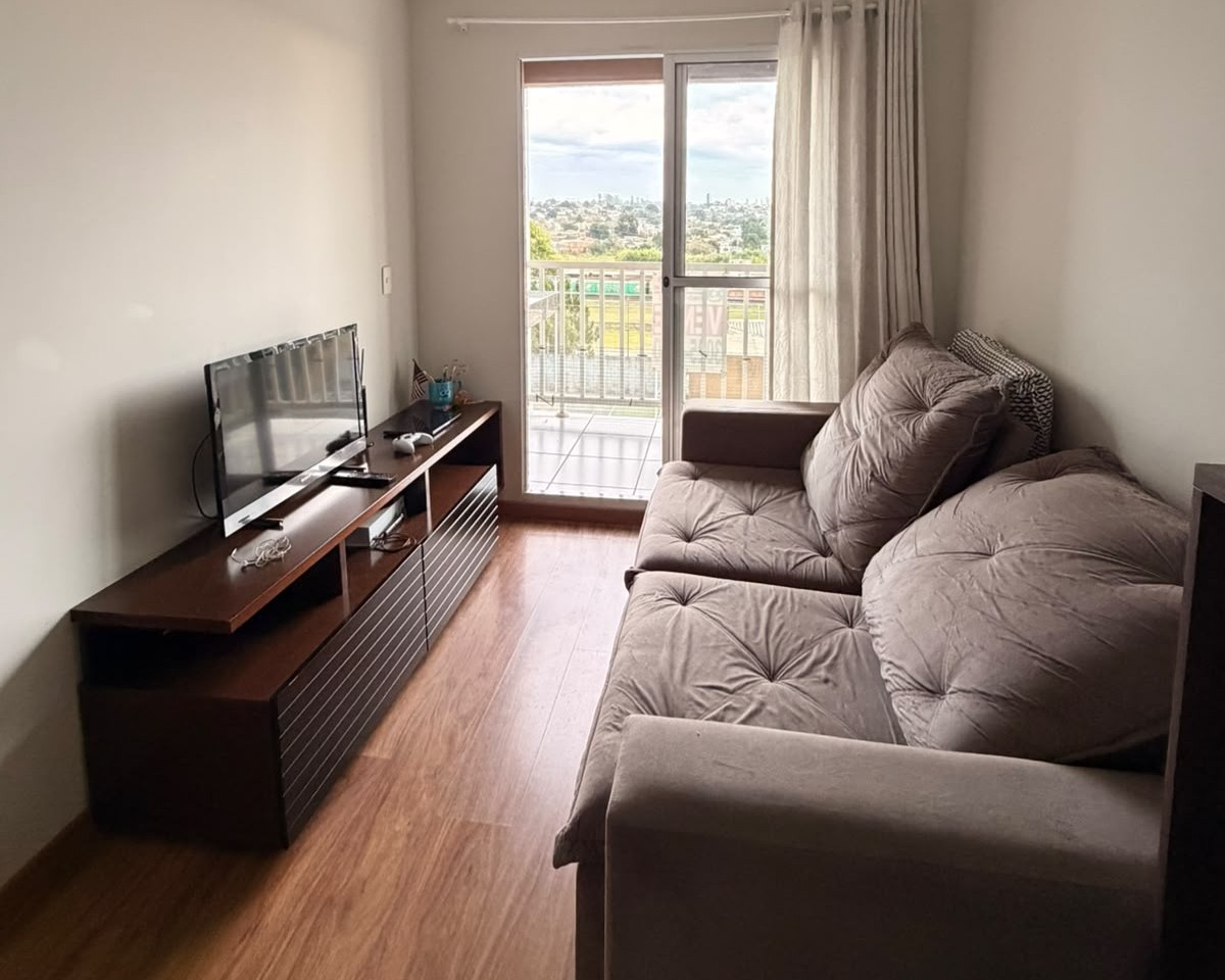 Apartamento à venda em Uvaranas, Ponta Grossa — Portal Chave Fácil