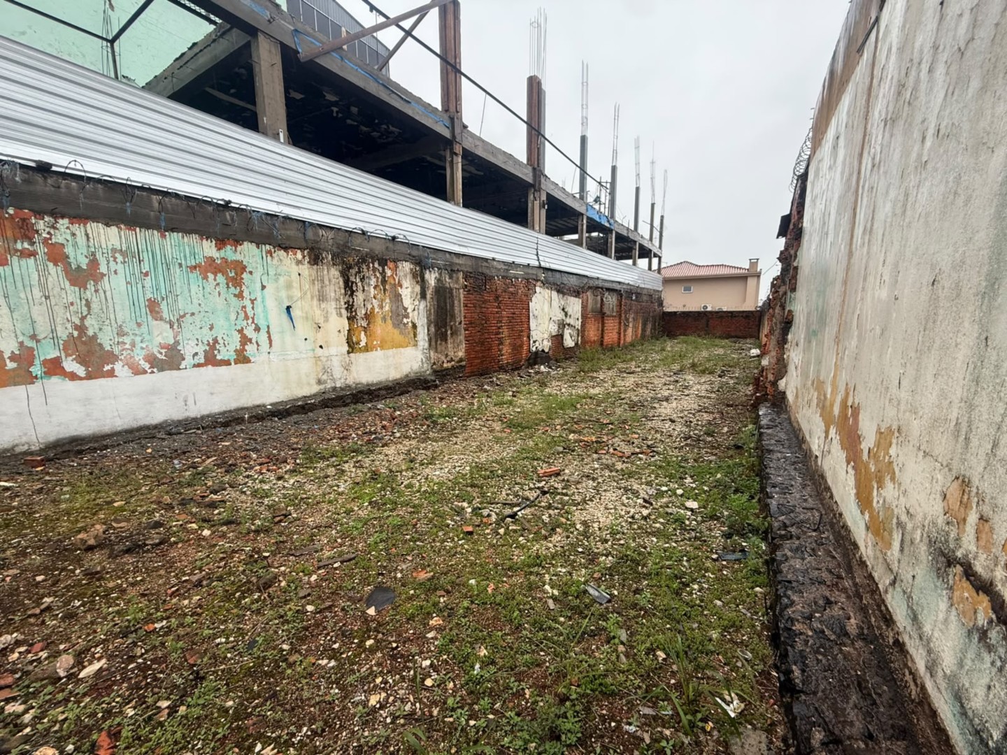 Terreno/Área à venda em Centro, Ponta Grossa — Portal Chave Fácil