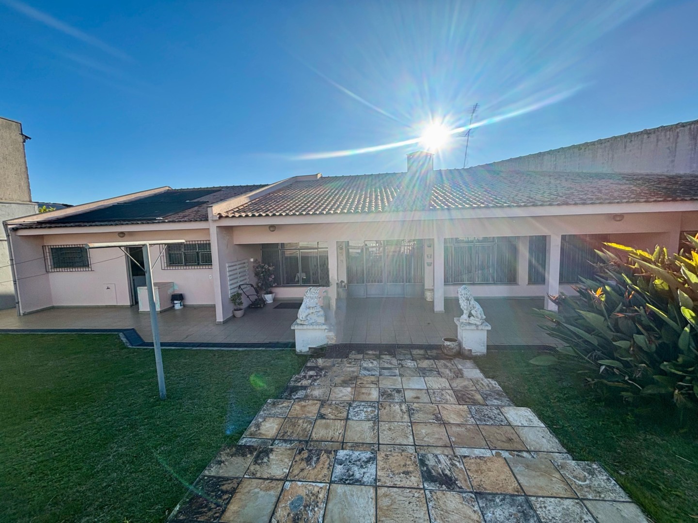 Casa à venda em Boa Vista, Ponta Grossa — Portal Chave Fácil