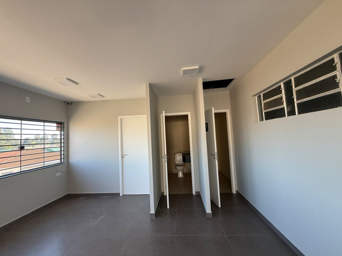 Sala/Conjunto Comercial para alugar em Cara-cara, Ponta Grossa — Portal Chave Fácil