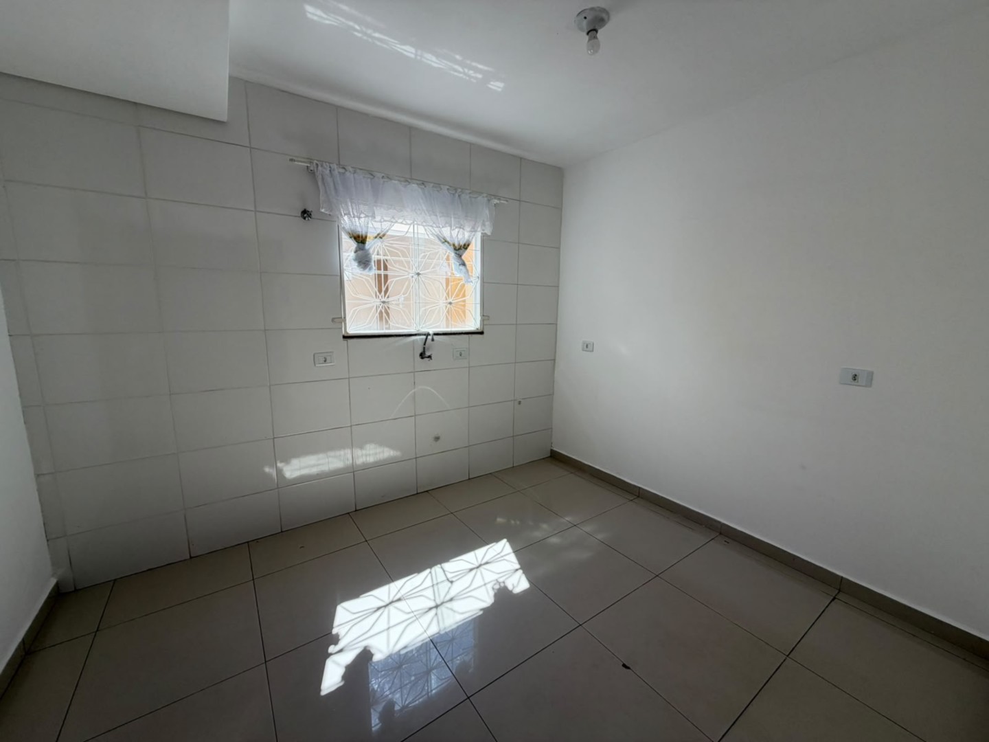Casa à venda em Uvaranas, Ponta Grossa — Portal Chave Fácil