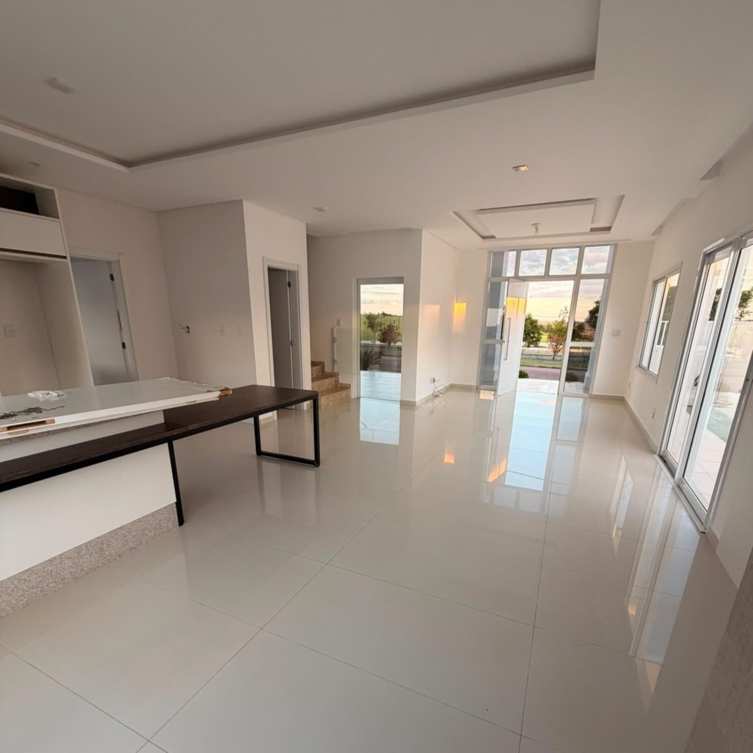 Casa para alugar em Jardim Carvalho, Ponta Grossa — Portal Chave Fácil