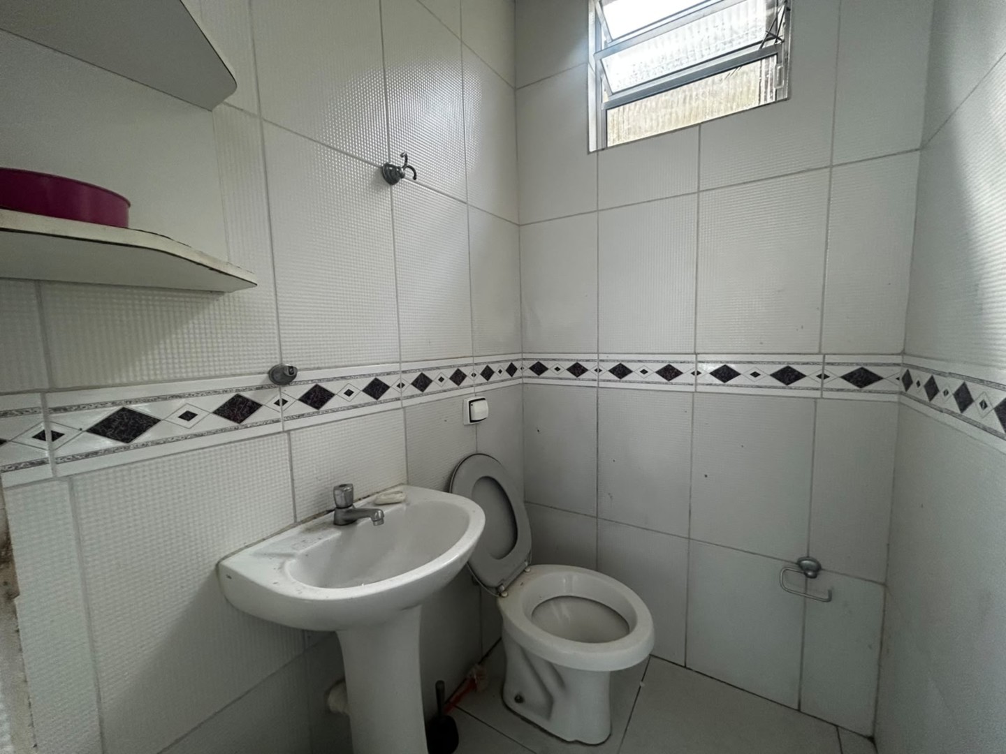 Barracão/Galpão para alugar em Neves, Ponta Grossa — Portal Chave Fácil