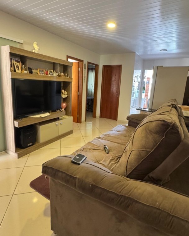 Casa à venda em Contorno, Ponta Grossa — Portal Chave Fácil