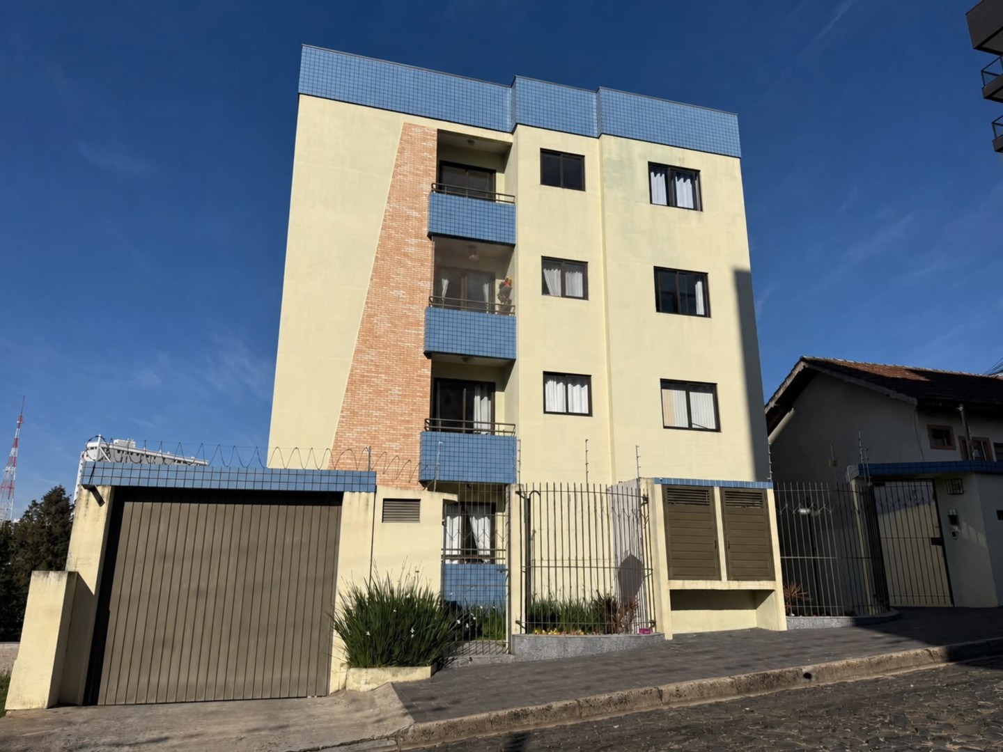 Apartamento para alugar em Jardim Carvalho, Ponta Grossa — Portal Chave Fácil