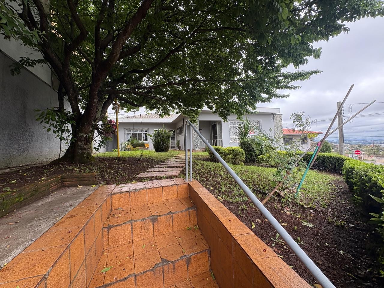Casa para alugar em Uvaranas, Ponta Grossa — Portal Chave Fácil