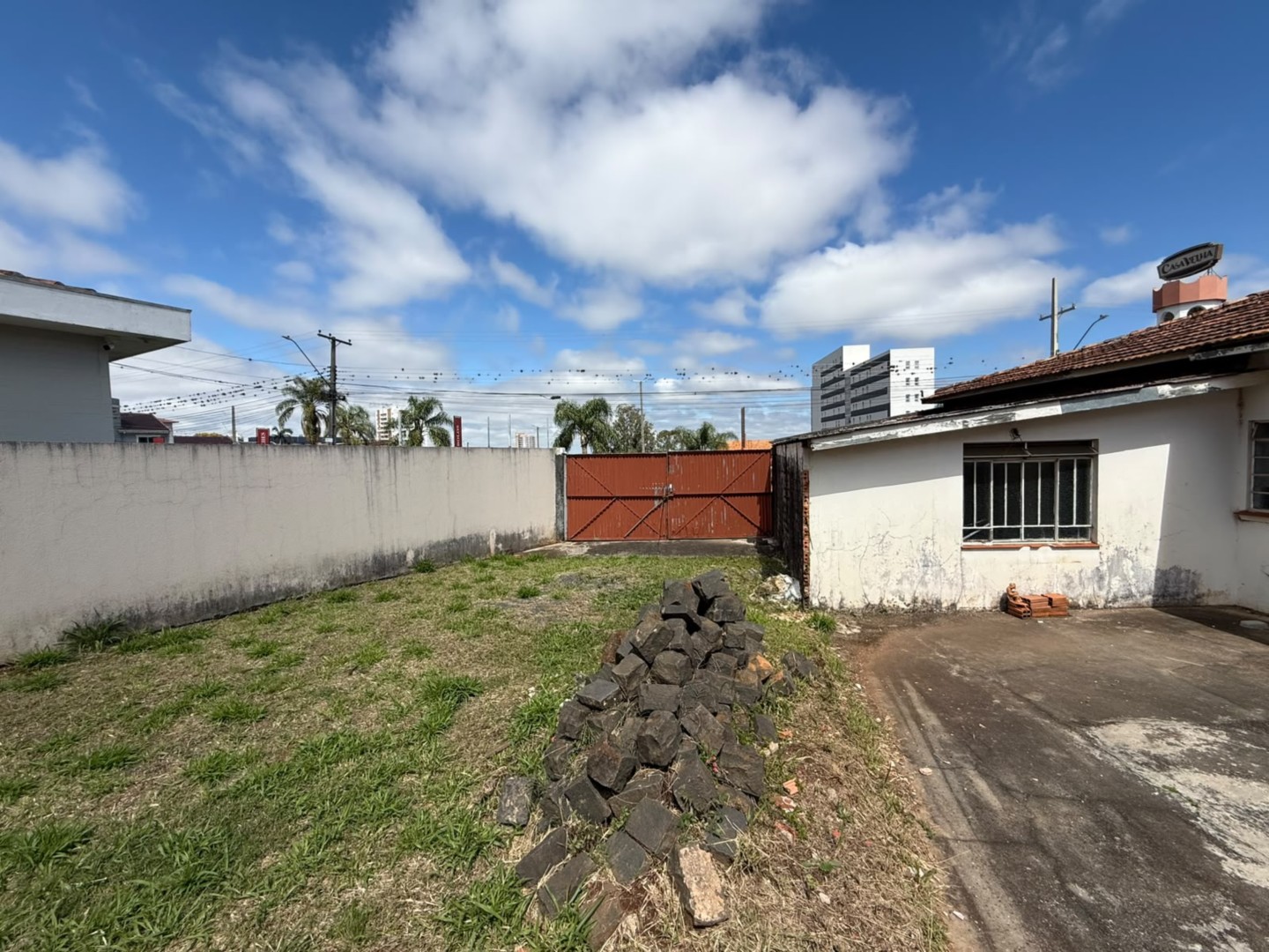 Terreno para alugar em Centro, Ponta Grossa — Portal Chave Fácil