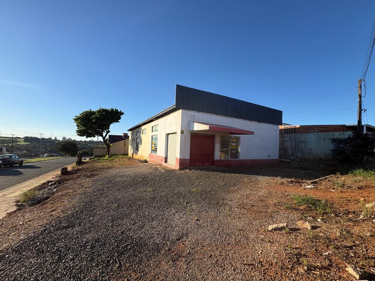 Galpão/Depósito/Armazém à venda em Piriquitos, Ponta Grossa — Portal Chave Fácil