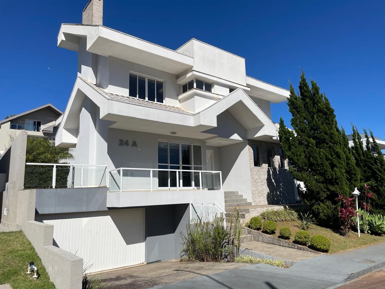 Casa para alugar em Orfas, Ponta Grossa — Portal Chave Fácil