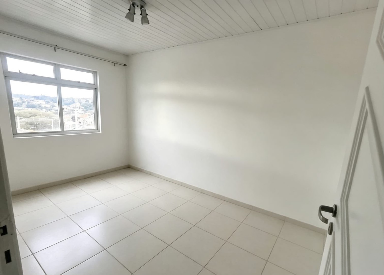 Apartamento para alugar em Contorno, Ponta Grossa — Portal Chave Fácil