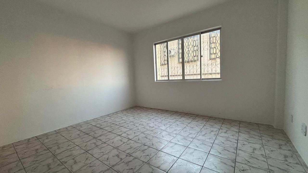 Apartamento à venda em Centro, Ponta Grossa — Portal Chave Fácil