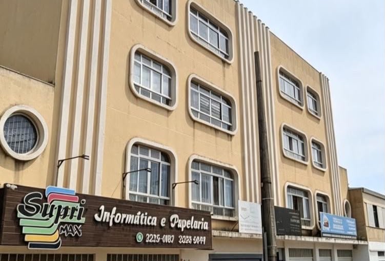 Apartamento à venda em Centro, Ponta Grossa — Portal Chave Fácil