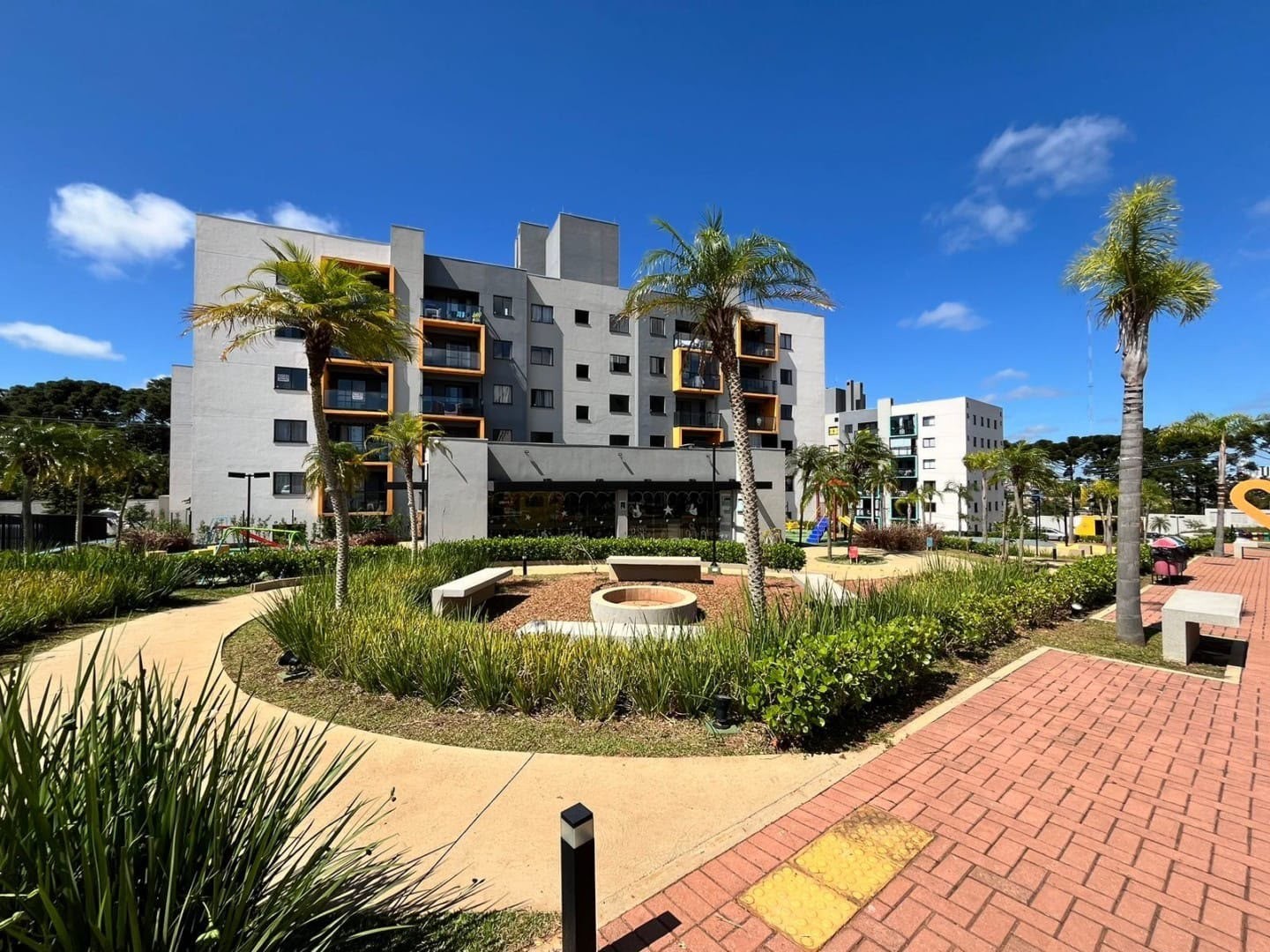 Apartamento à venda em Colonia Dona Luiza, Ponta Grossa — Portal Chave Fácil