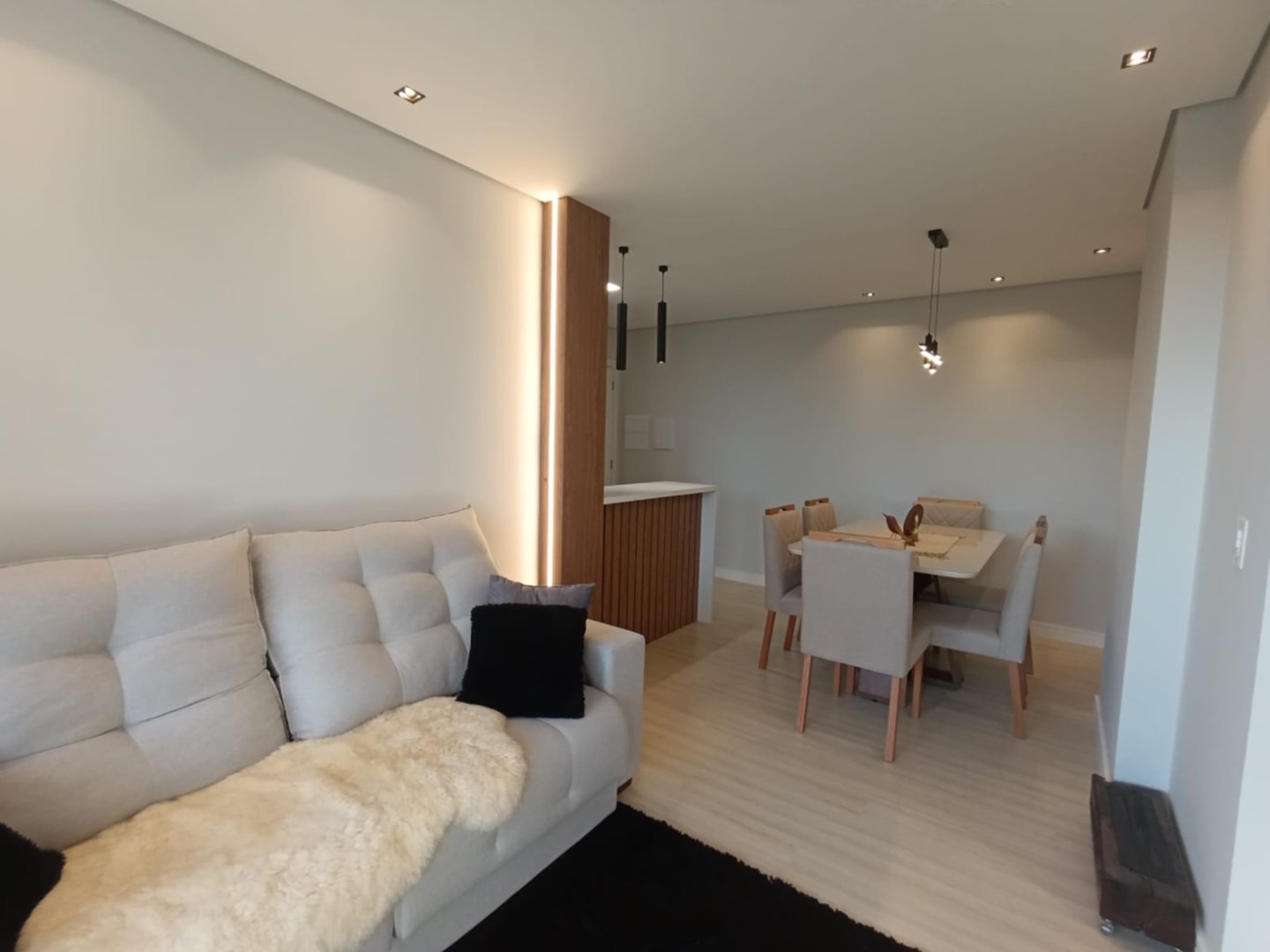 Apartamento à venda em Uvaranas, Ponta Grossa — Portal Chave Fácil