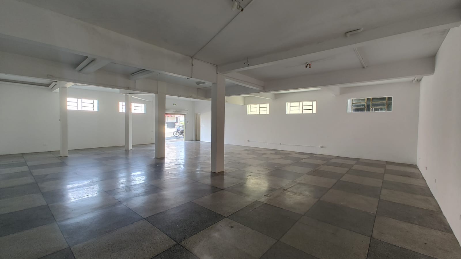 Comercial para alugar em Contorno, Ponta Grossa — Portal Chave Fácil
