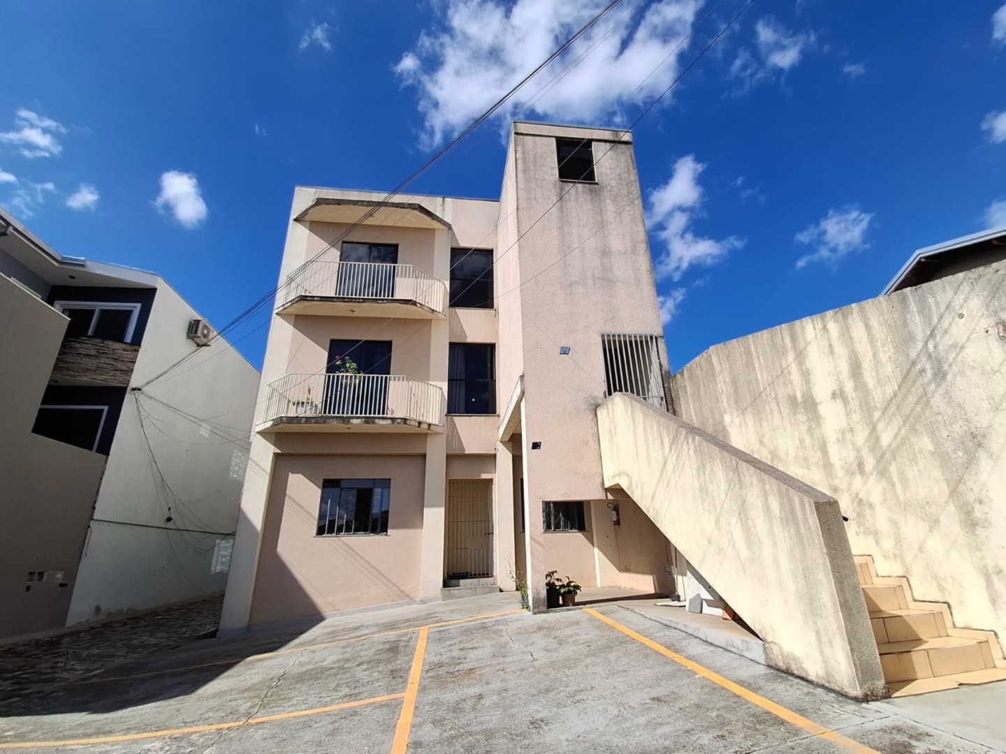 Apartamento à venda em Contorno, Ponta Grossa — Portal Chave Fácil