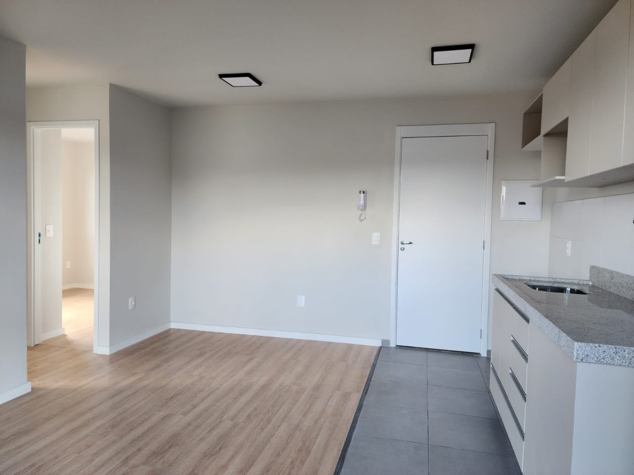 Apartamento à venda em Uvaranas, Ponta Grossa — Portal Chave Fácil