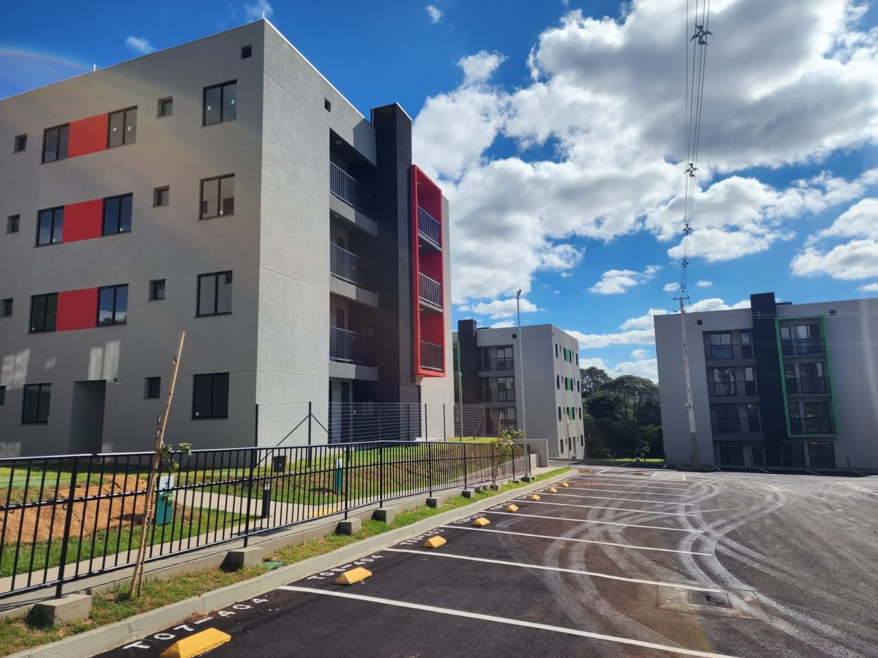 Apartamento à venda em Uvaranas, Ponta Grossa — Portal Chave Fácil