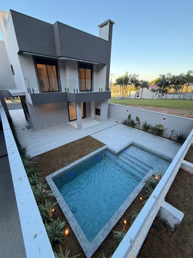 Casa à venda em Contorno, Ponta Grossa — Portal Chave Fácil