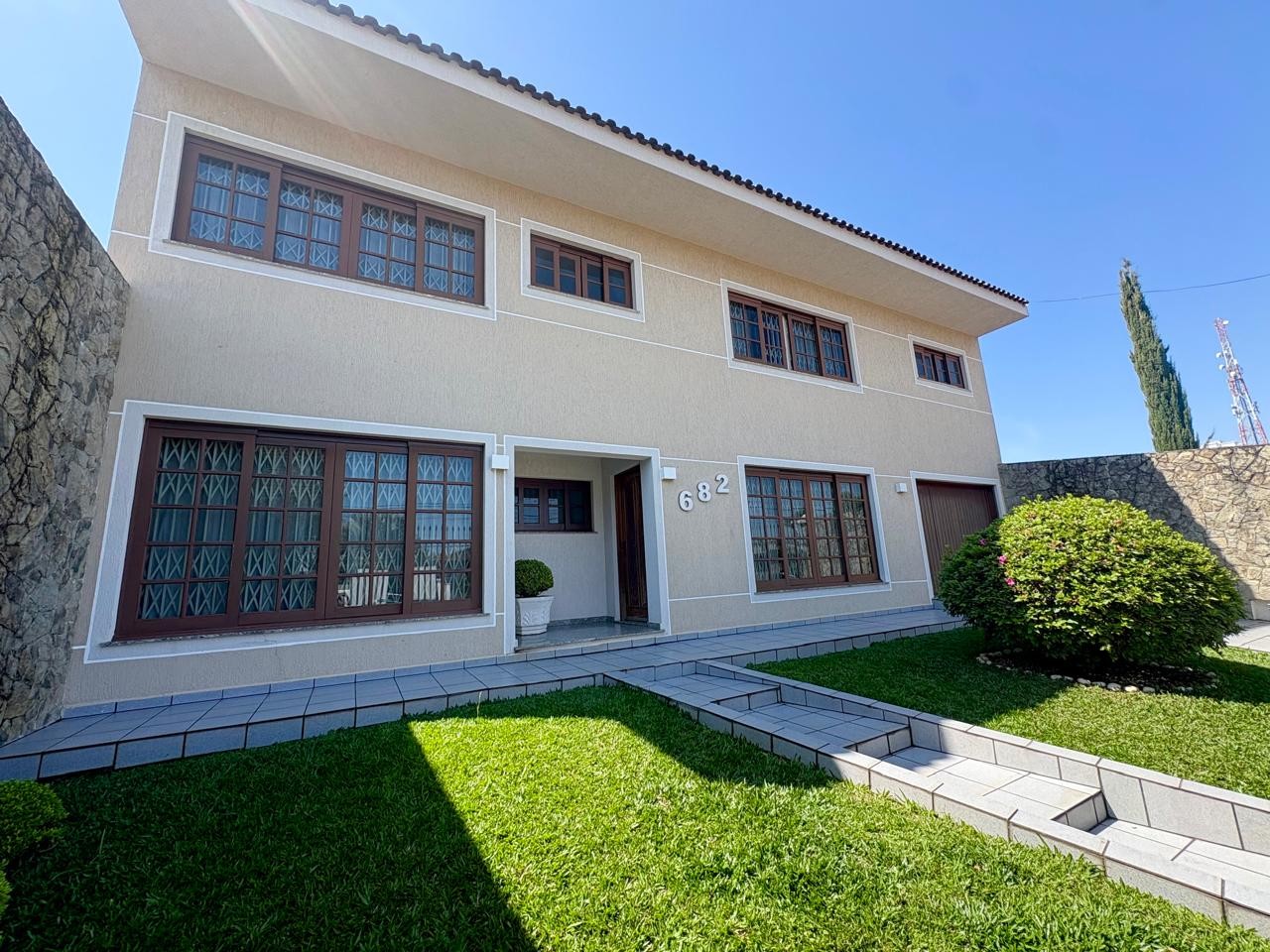 Casa para alugar em Jardim Carvalho, Ponta Grossa — Portal Chave Fácil