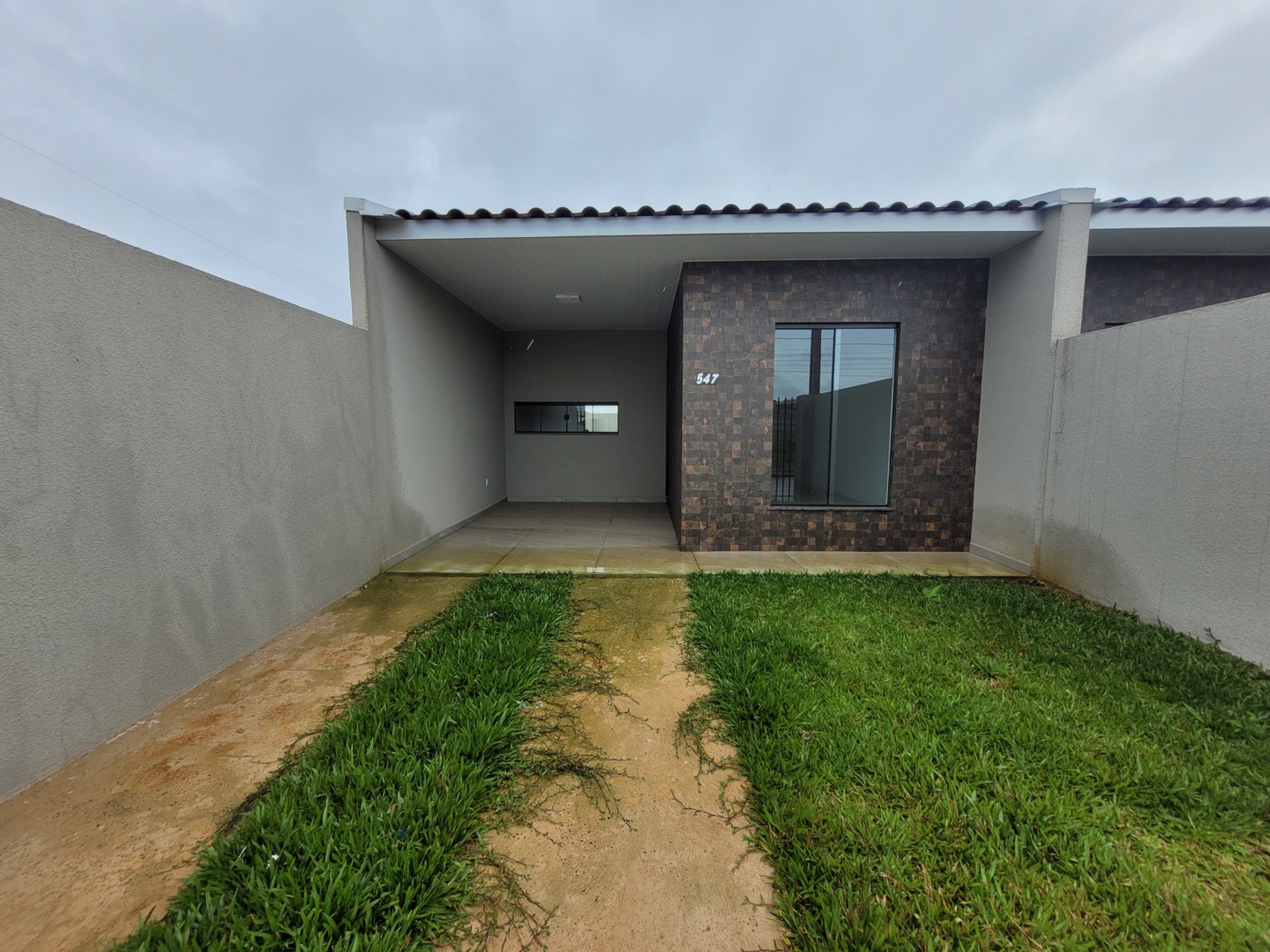 Casa à venda em Neves, Ponta Grossa — Portal Chave Fácil