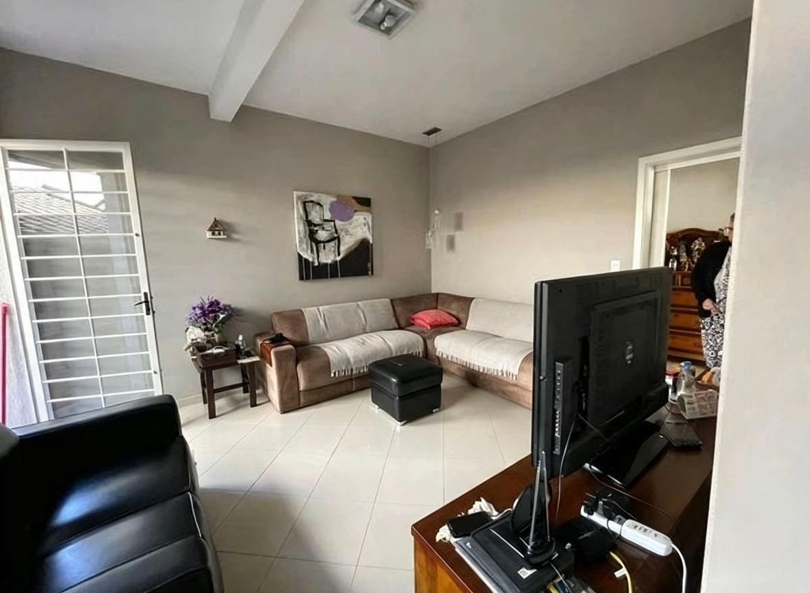 Casa para alugar em Centro, Ponta Grossa — Portal Chave Fácil
