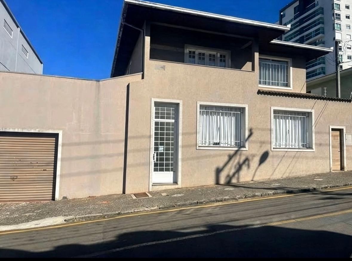 Casa para alugar em Centro, Ponta Grossa — Portal Chave Fácil