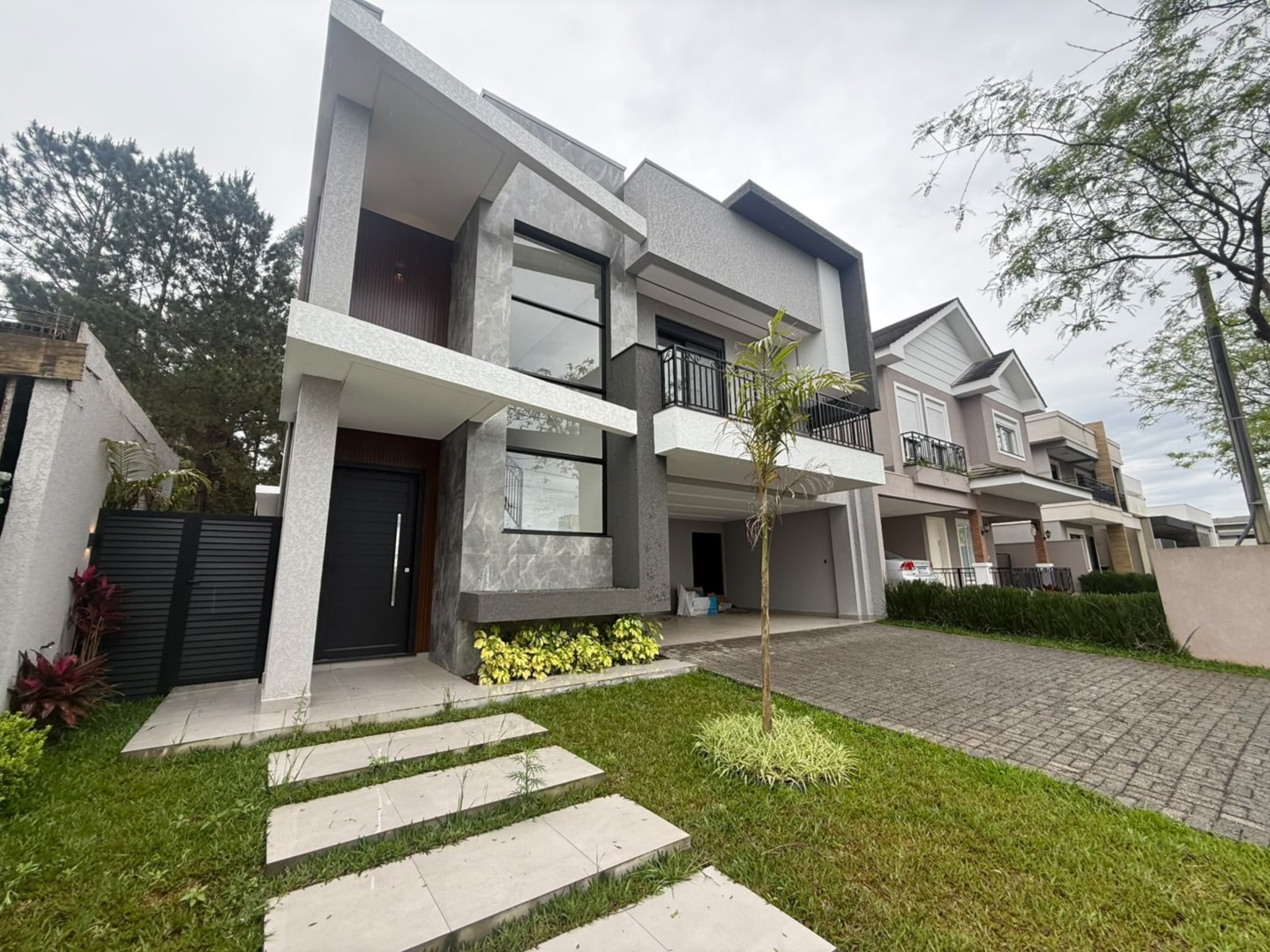Casa para alugar em Jardim Carvalho, Ponta Grossa — Portal Chave Fácil