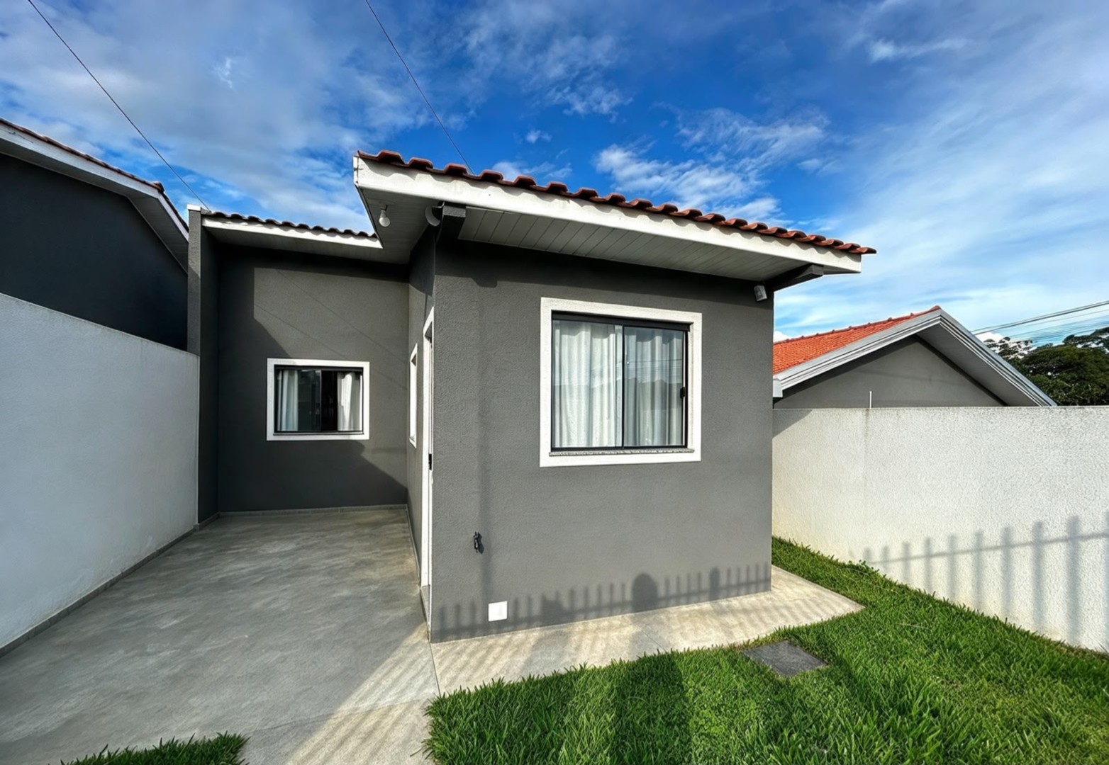 Casa para alugar em Curitiba — Portal Chave Fácil