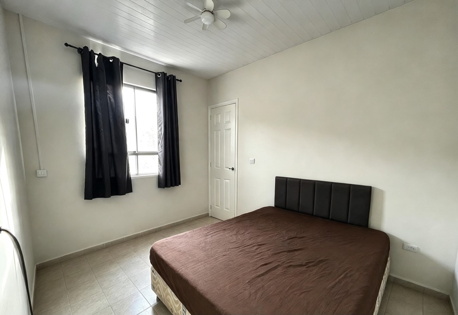 Casa para alugar em Curitiba — Portal Chave Fácil