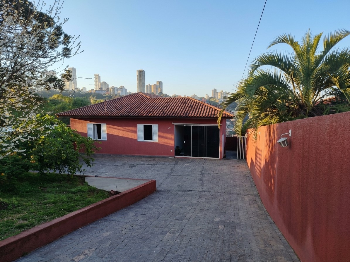 Casa à venda em Ronda, Ponta Grossa — Portal Chave Fácil