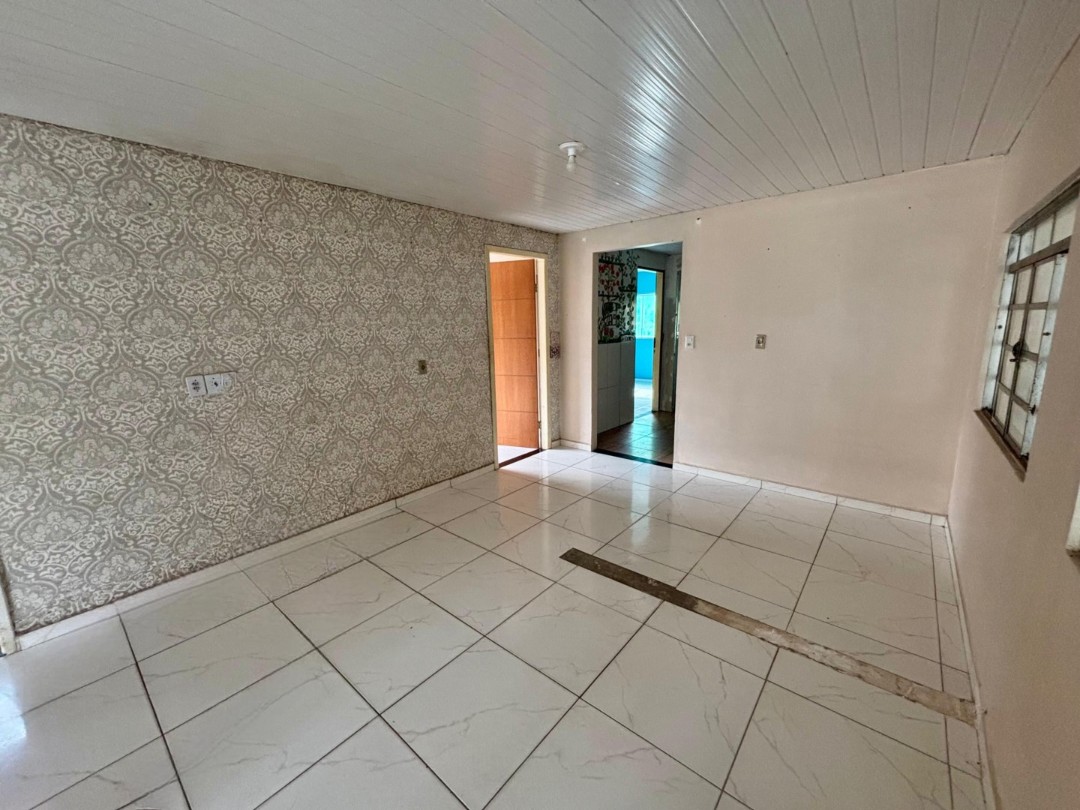 Casa à venda em Ronda, Ponta Grossa — Portal Chave Fácil