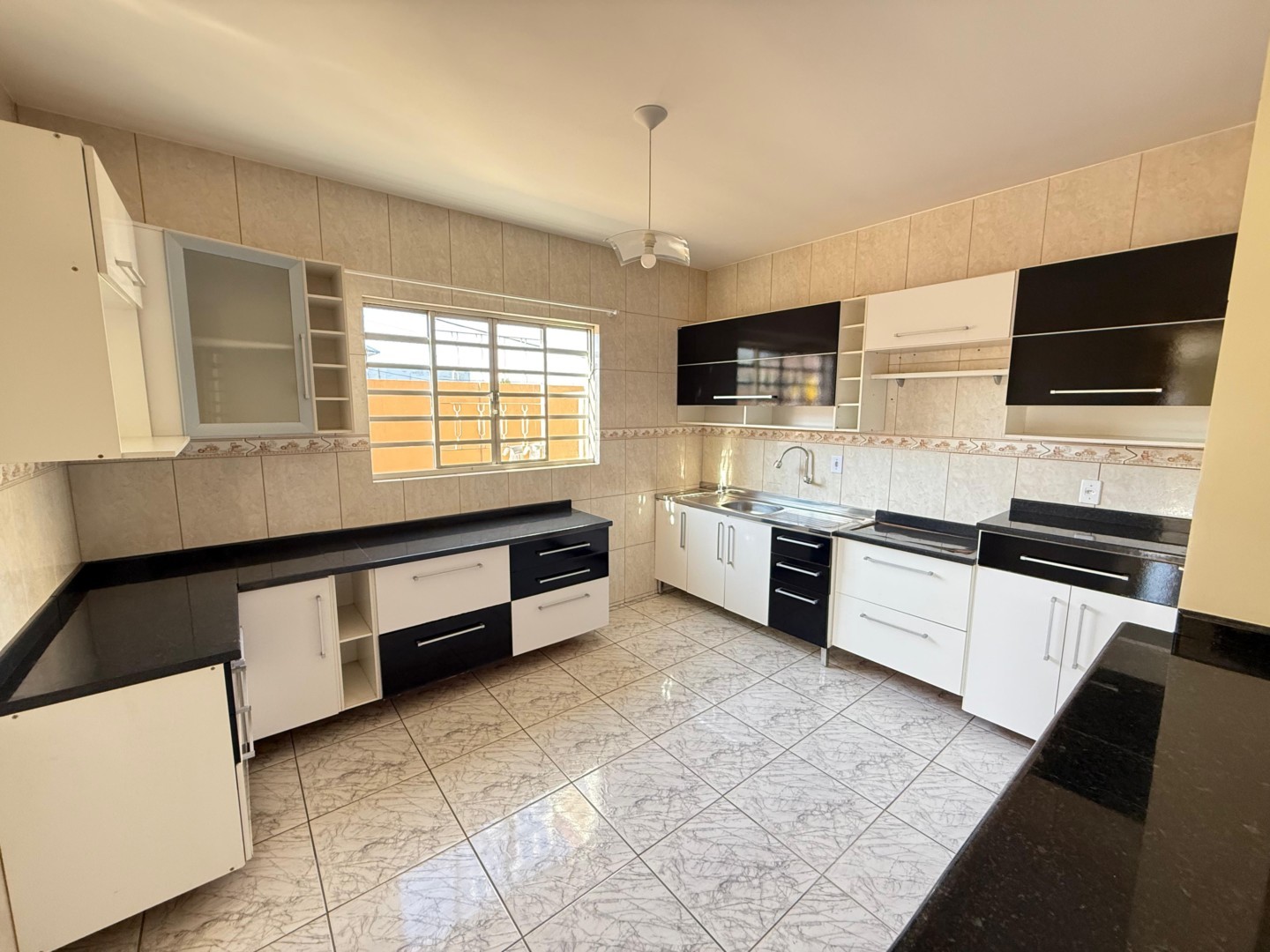 Casa para alugar em Jardim Carvalho, Ponta Grossa — Portal Chave Fácil