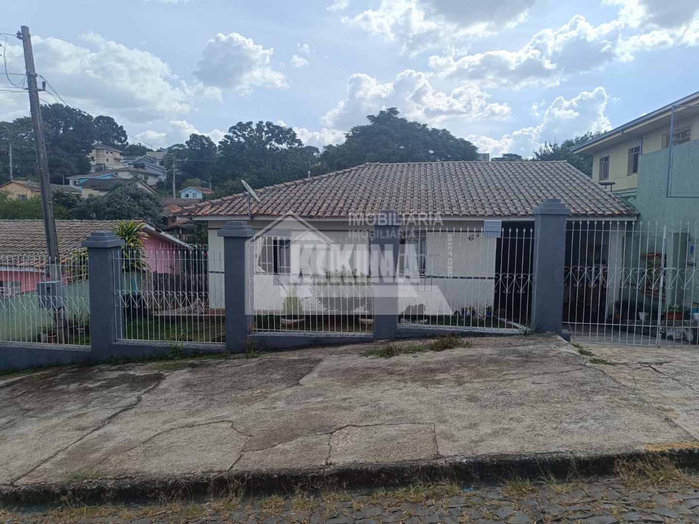 Casa à venda em Oficinas, Ponta Grossa — Portal Chave Fácil