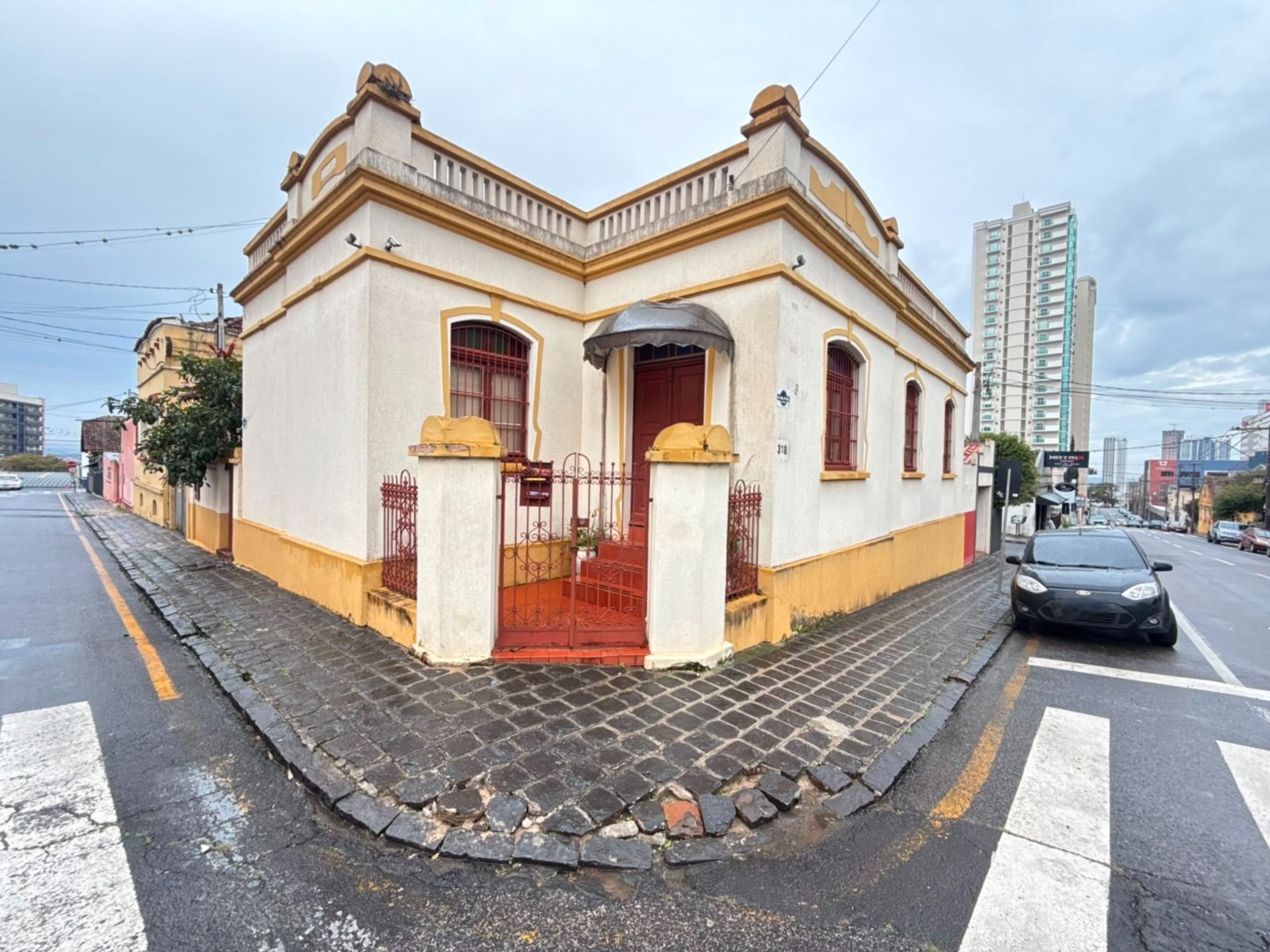 Casa para alugar em Centro, Ponta Grossa — Portal Chave Fácil