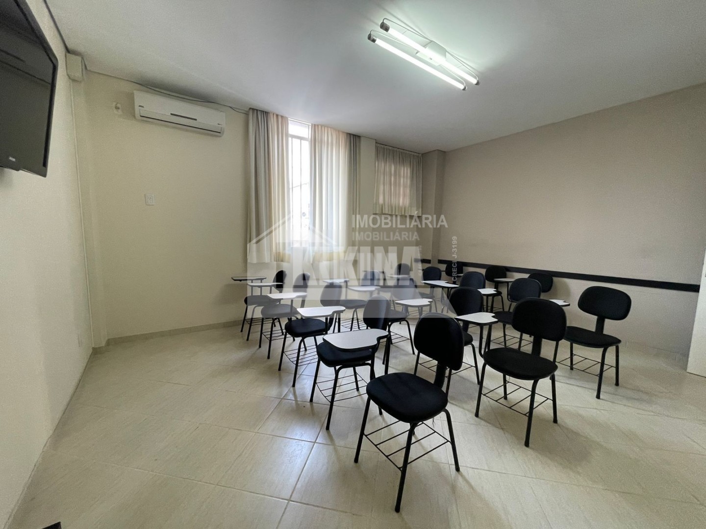 Sala/Conjunto Comercial para alugar em Centro, Ponta Grossa — Portal Chave Fácil