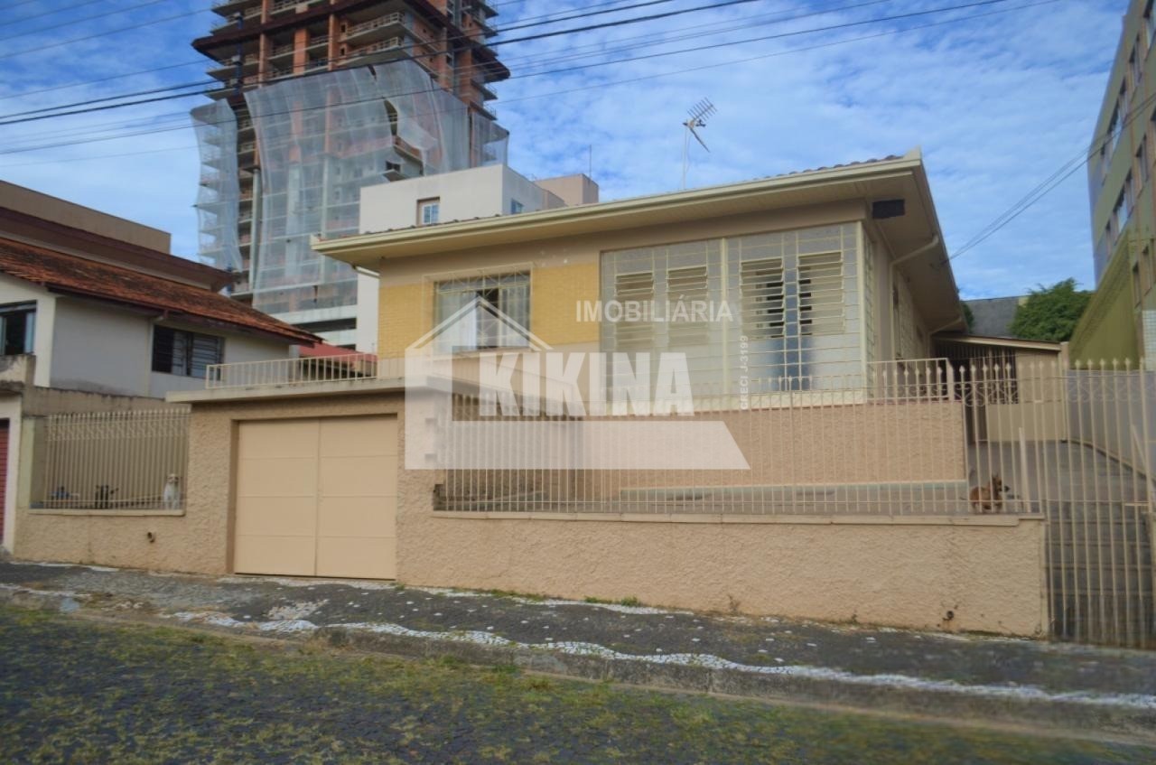 Casa à venda em Centro, Ponta Grossa — Portal Chave Fácil