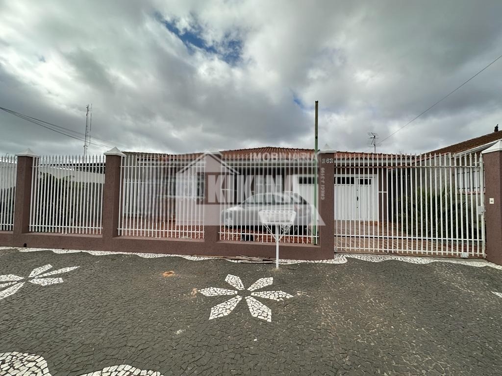 Casa à venda em Boa Vista, Ponta Grossa — Portal Chave Fácil