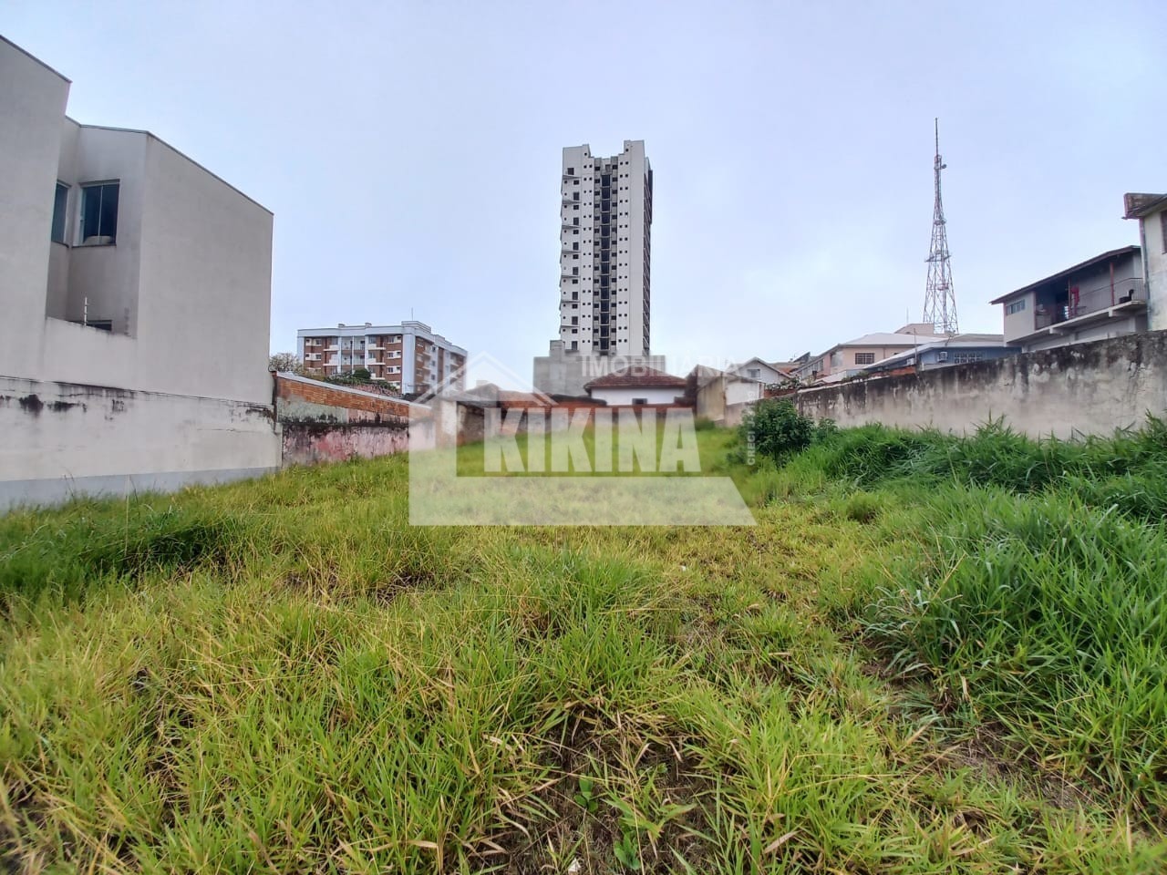 Terreno/Área à venda em Centro, Ponta Grossa — Portal Chave Fácil
